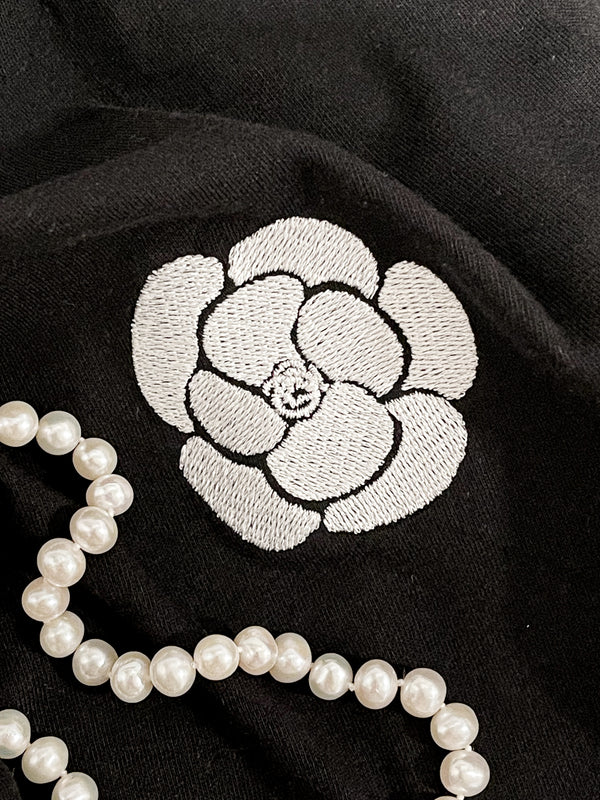 Camellia Embroidery T-shirt